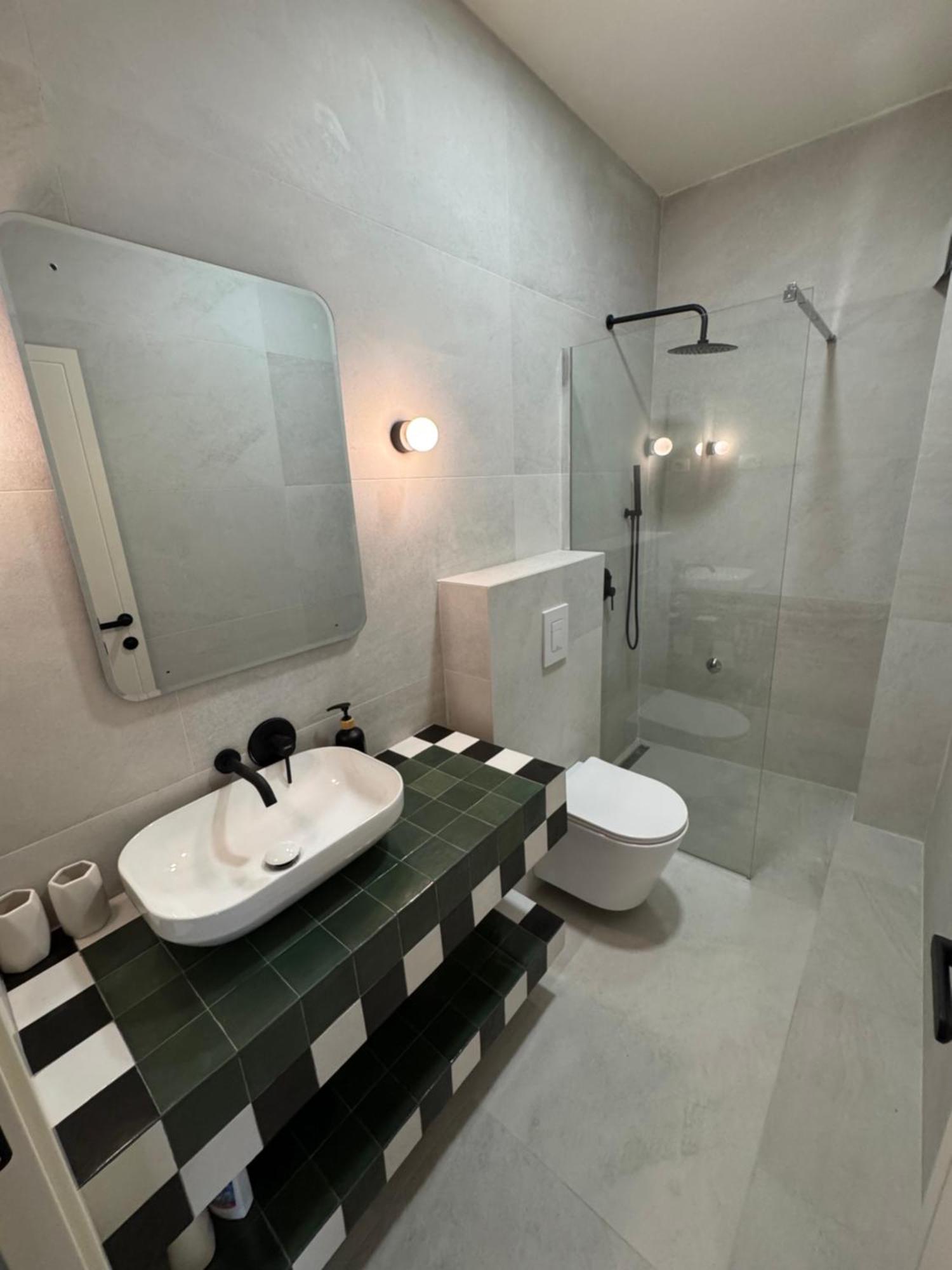 Appartamento Private Patio Przno Steps To Beach 2 Bedroom 2 Parkings Bbq Villa Olive *
